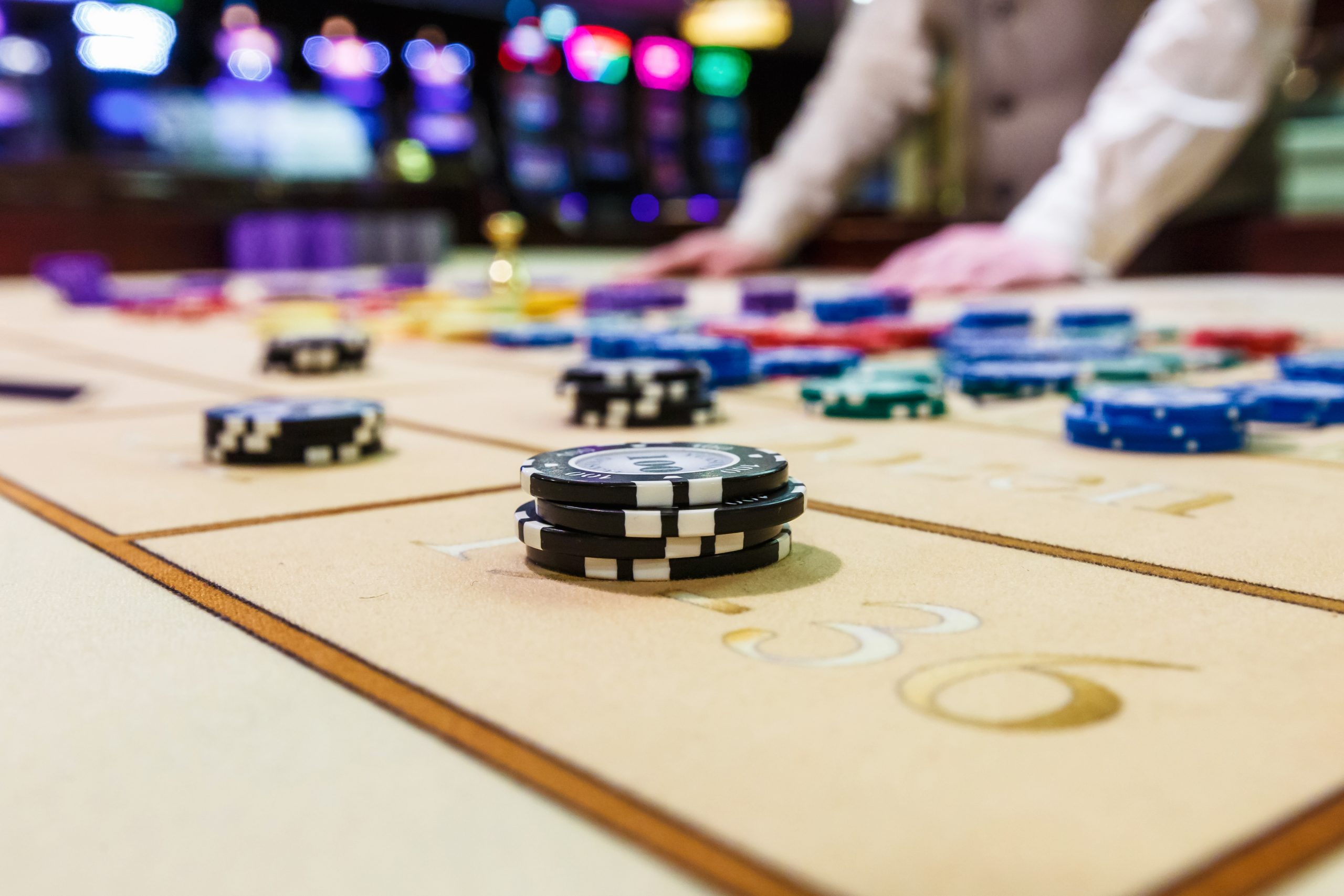 왜 사람들은 도박에 중독되었을까요?